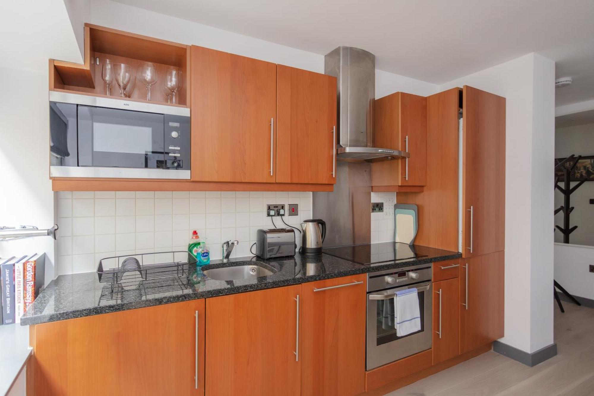 Stylish 1 Bedroom Apartment In Holborn In A Great Location ロンドン エクステリア 写真