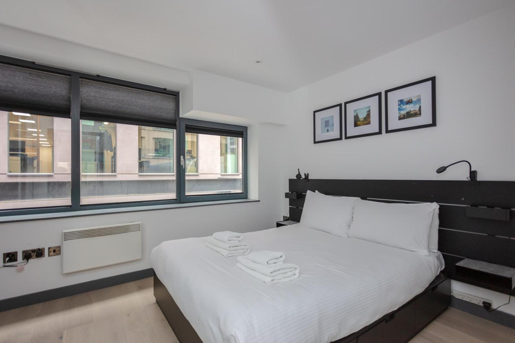 Stylish 1 Bedroom Apartment In Holborn In A Great Location ロンドン エクステリア 写真